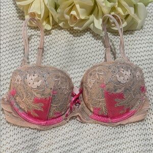 Victoria's Secret Pink and Tan Lace Bra